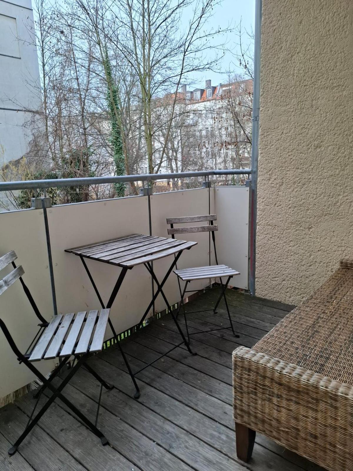 Altbauwohnung Direkt An Der Karli Mit Balkon - Netflix Inklusive Λειψία Εξωτερικό φωτογραφία