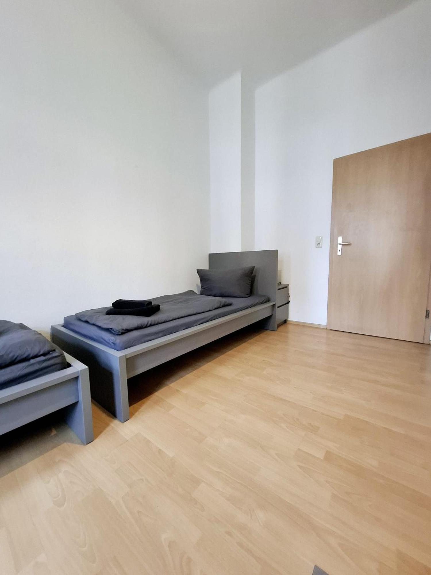 Altbauwohnung Direkt An Der Karli Mit Balkon - Netflix Inklusive Λειψία Εξωτερικό φωτογραφία